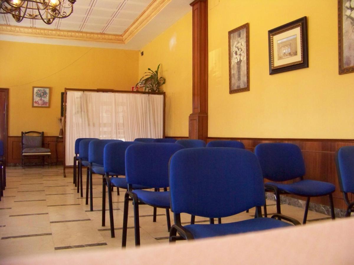 Hostal El Lirio Bollullos Par del Condado Værelse billede