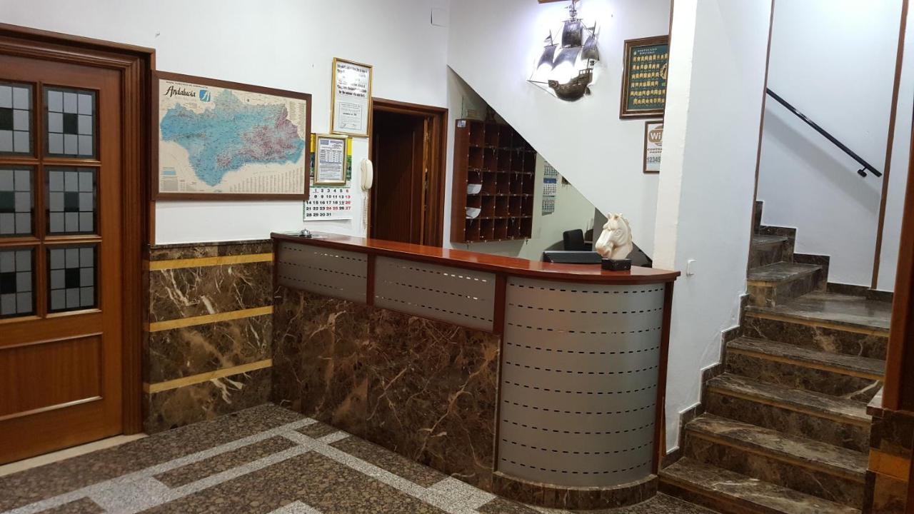 Hostal El Lirio Bollullos Par del Condado Eksteriør billede